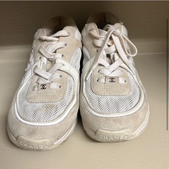 Authentic Chanel Sneakers Size 37 ! - Picture 2 of 5